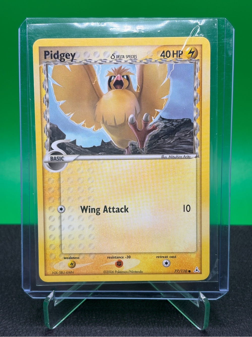2006 Delta Species Pidgey Pokemon Trading Card